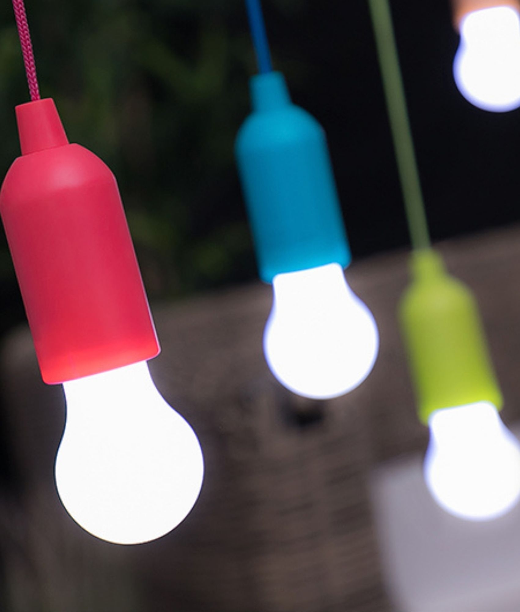 InnovaGoods Pull-Cord LED Bulb