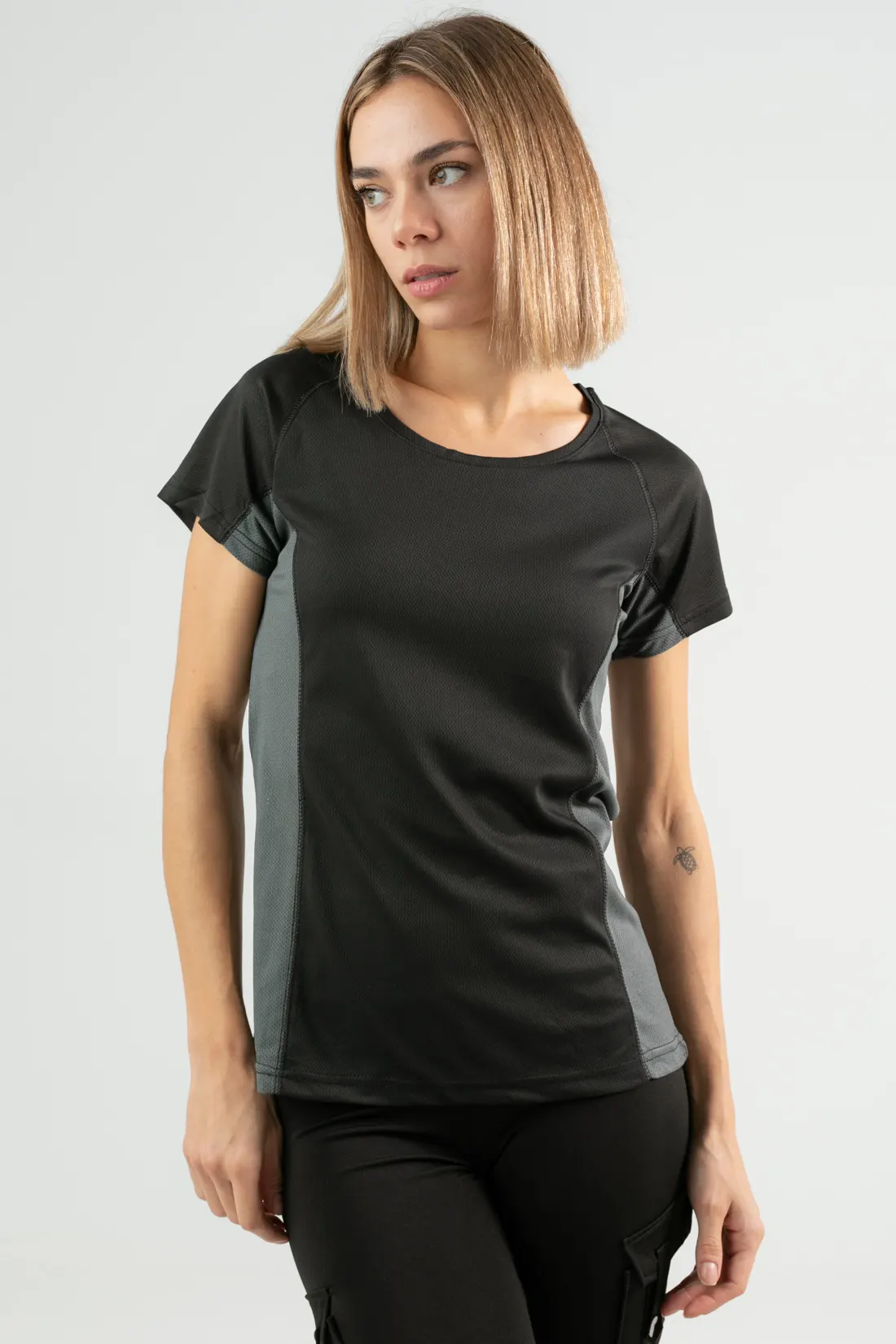 T-shirt Sanga - Black/Grey Dark