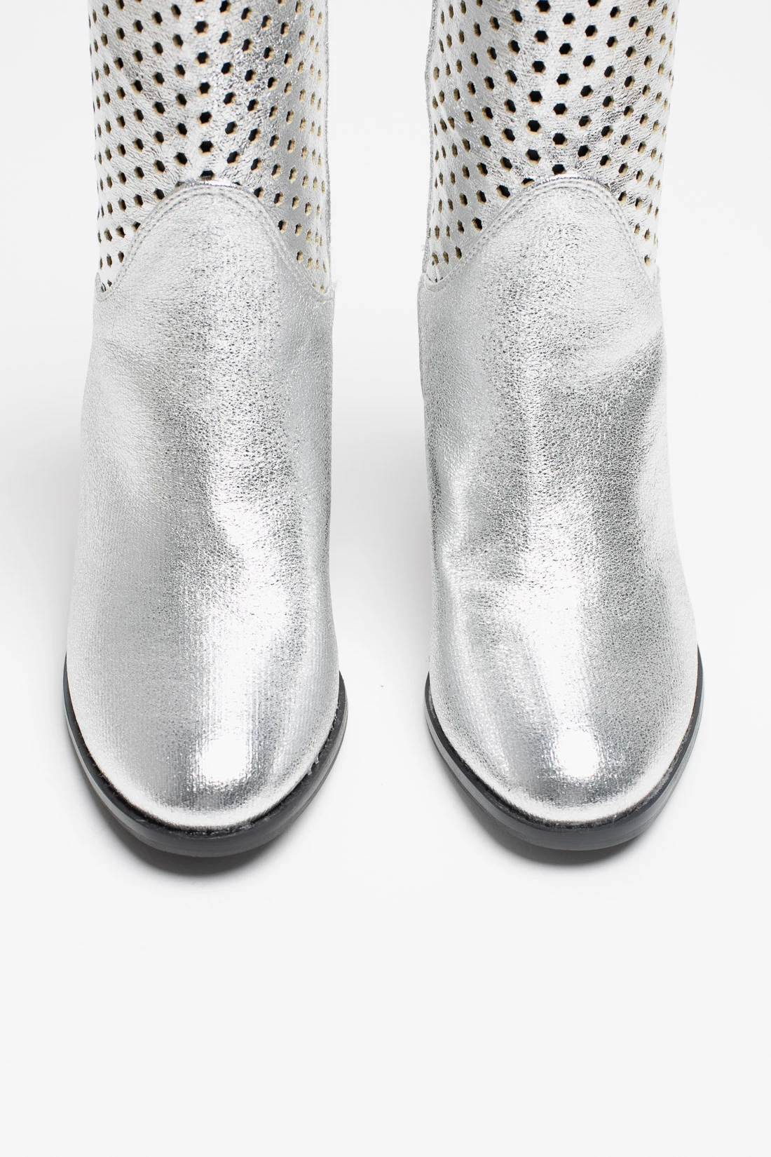 LOW BOOT COURA - SILVER
