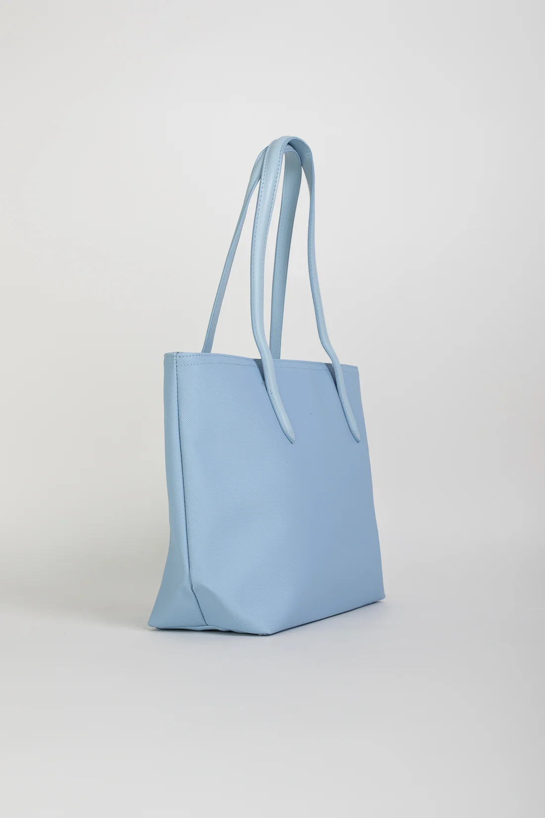 Bolso celeste 2025