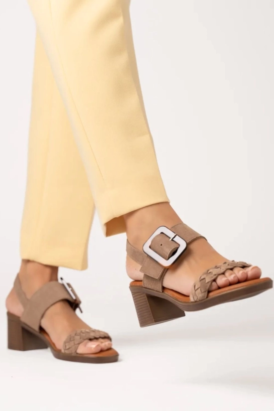 Sandalia de Tacón Pustel - Kaki