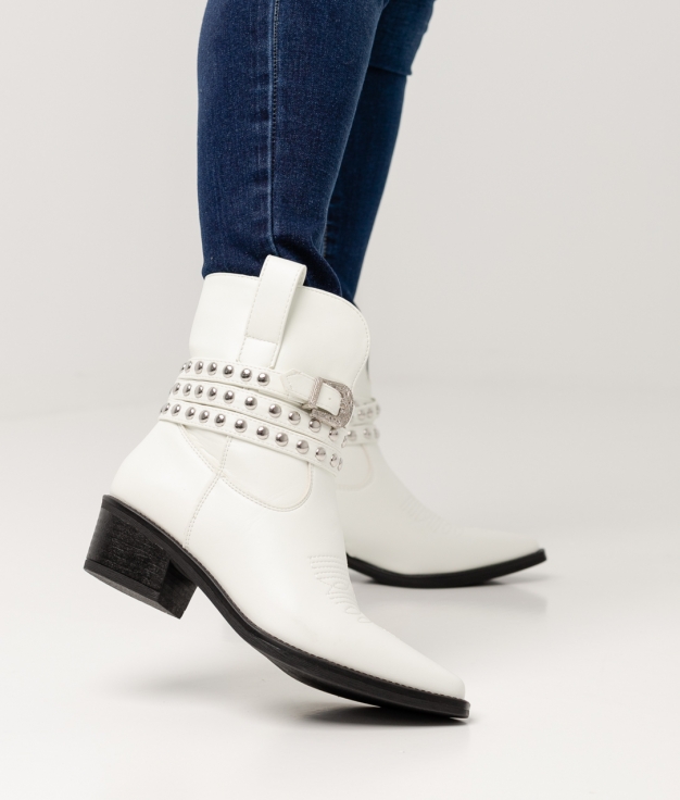 Jania Low Boot - White