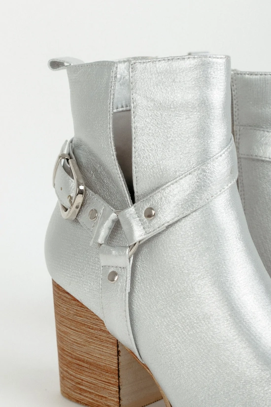 TOMIL LOW BOOT - SILVER